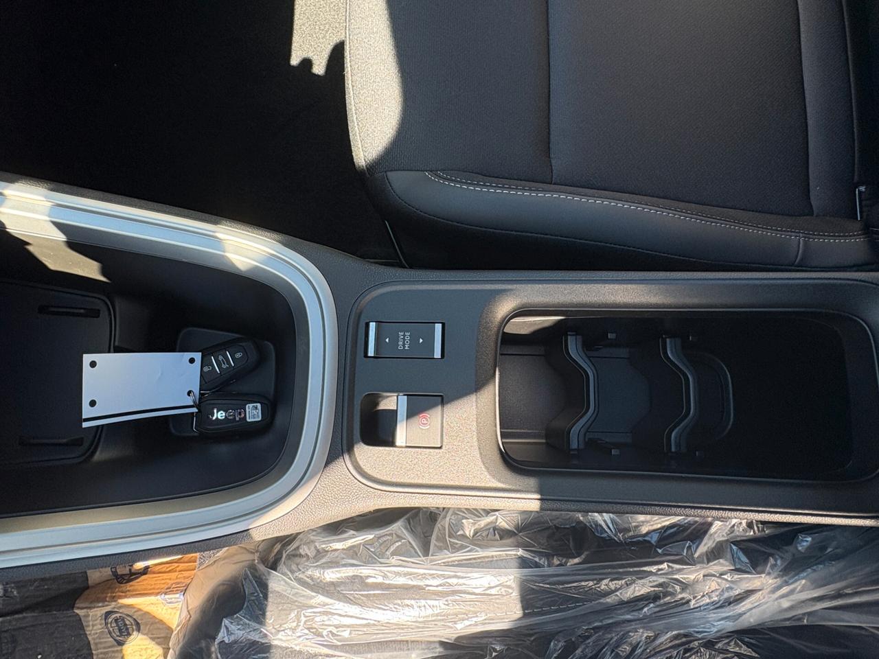 NEW Jeep Avenger 1.2 Turbo 110 CV MHEV SUMMIT TETTO APRIBILE