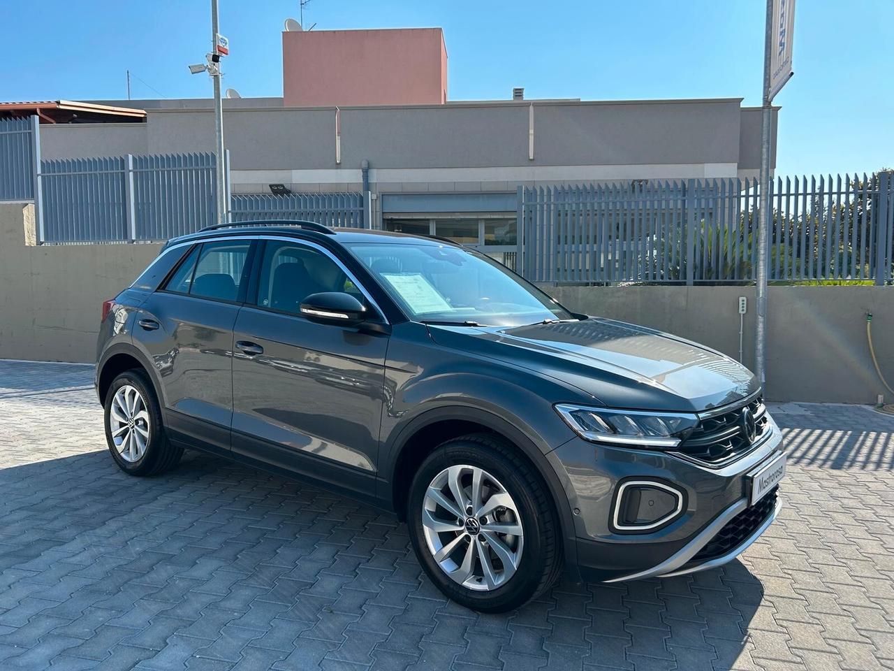 Volkswagen T-Roc 1.0 TSI Life