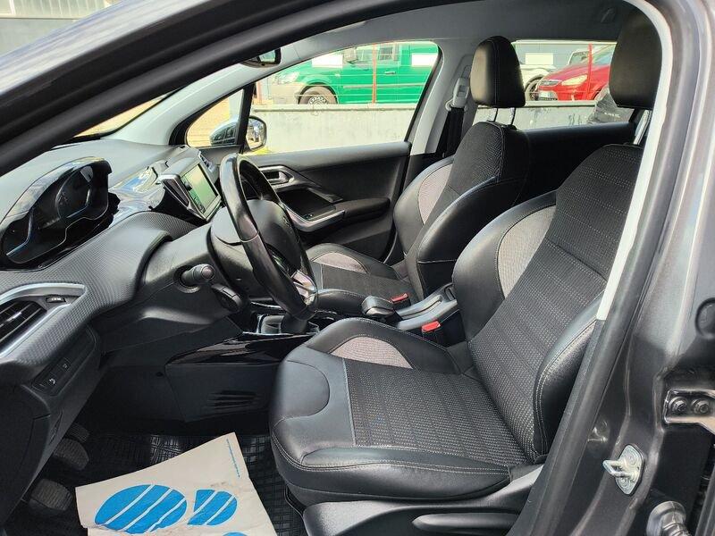 Peugeot 2008 PureTech Turbo 110 S&S Black Matt