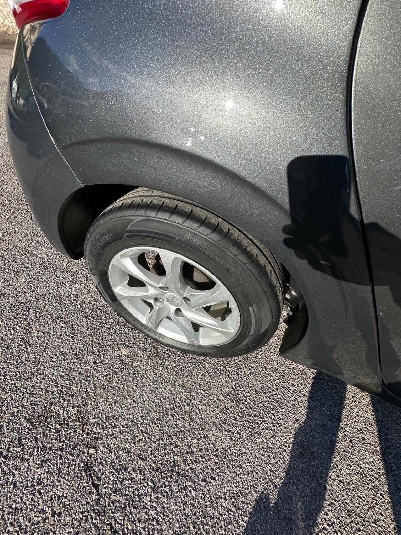 Peugeot 208 1.4 HDi 68 CV 5 porte Active