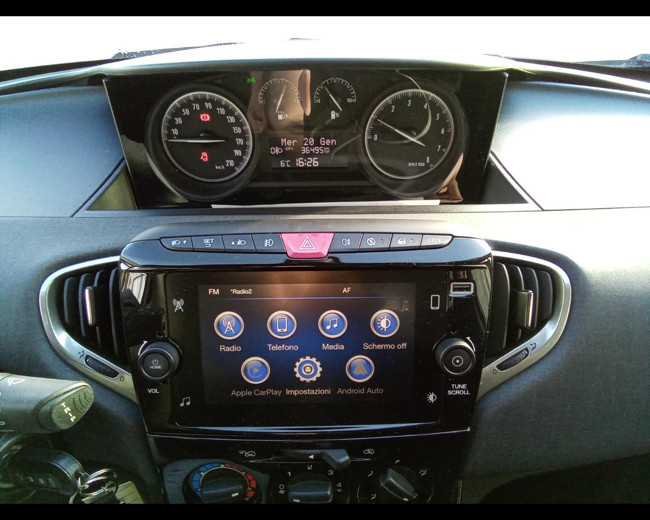 LANCIA Ypsilon 3ª serie - Ypsilon 1.0 FireFly 5 porte S&S Hybrid Ec