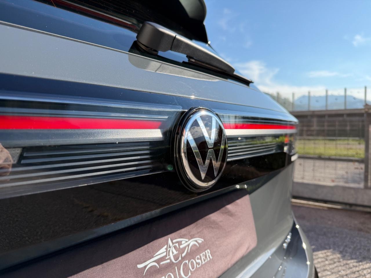 Volkswagen Tiguan new 150 CV DSG R-Line GANCIO TRAINO