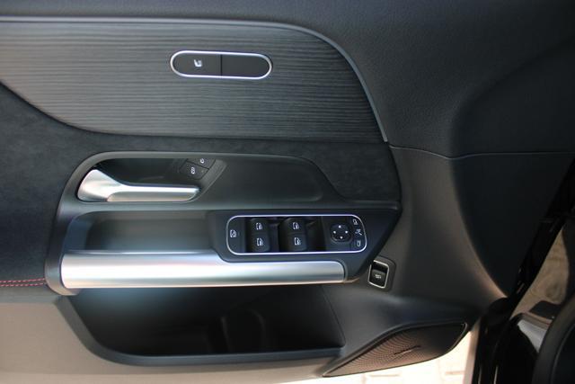 MERCEDES-BENZ GLA 220 d Automatic 4Matic AMG Premium GANCIO-MULTIBEAM