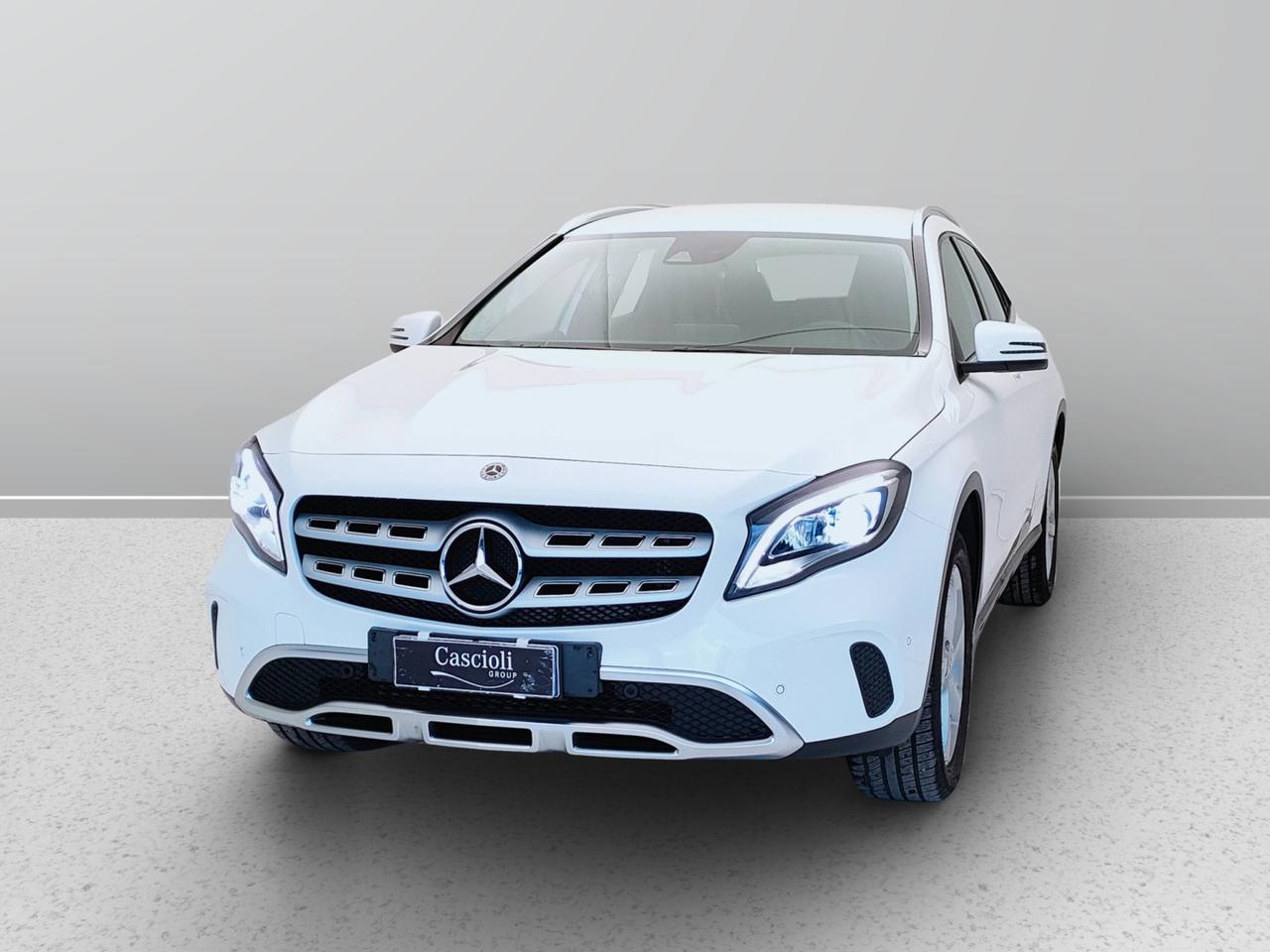 Mercedes-Benz GLA-X156 2017 - GLA 180 d Sport auto