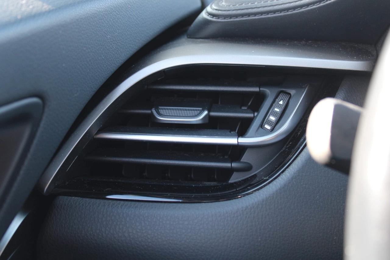 Toyota C-HR 1.8 Hybrid E-CVT Trend