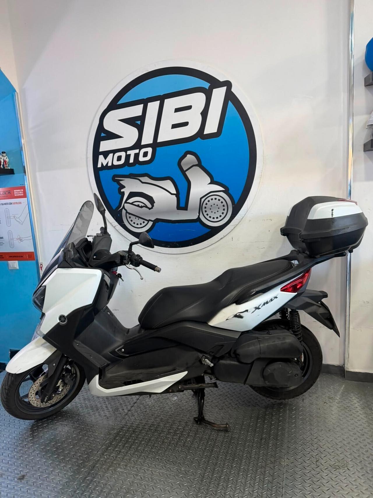 Yamaha X-Max 250