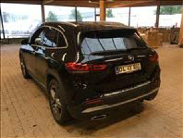 MERCEDES-BENZ GLA 200 Automatic Premium