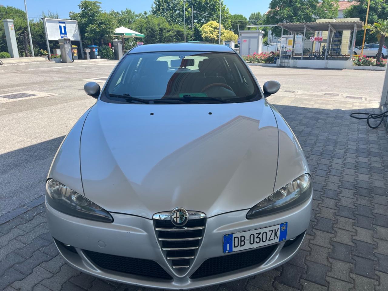 Alfa Romeo 147 1.6 16V TS (105) 5 porte Distinctive gpl