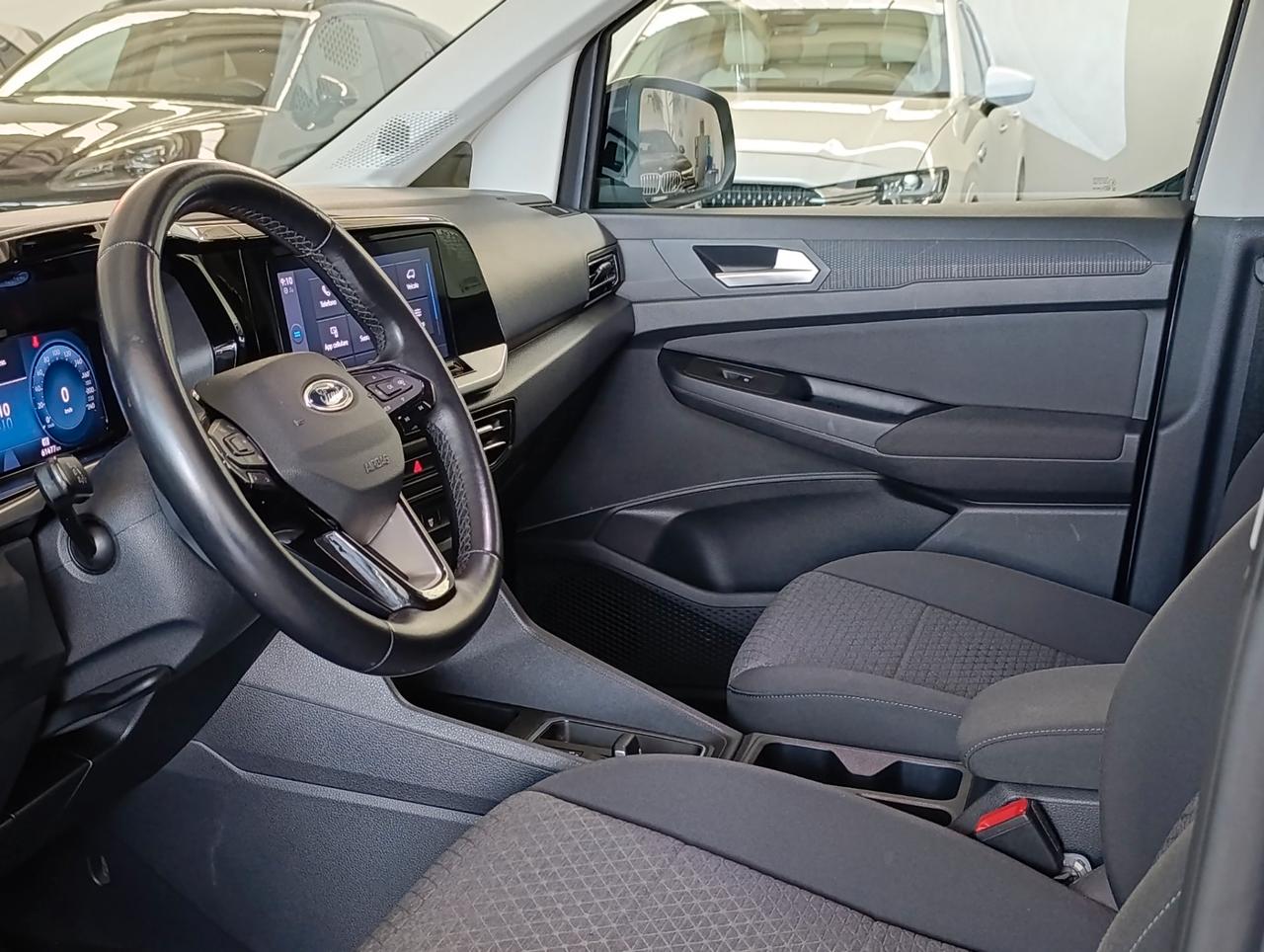 FORD Tourneo Connect V761 2.0 ecoblue 122cv Titanium auto