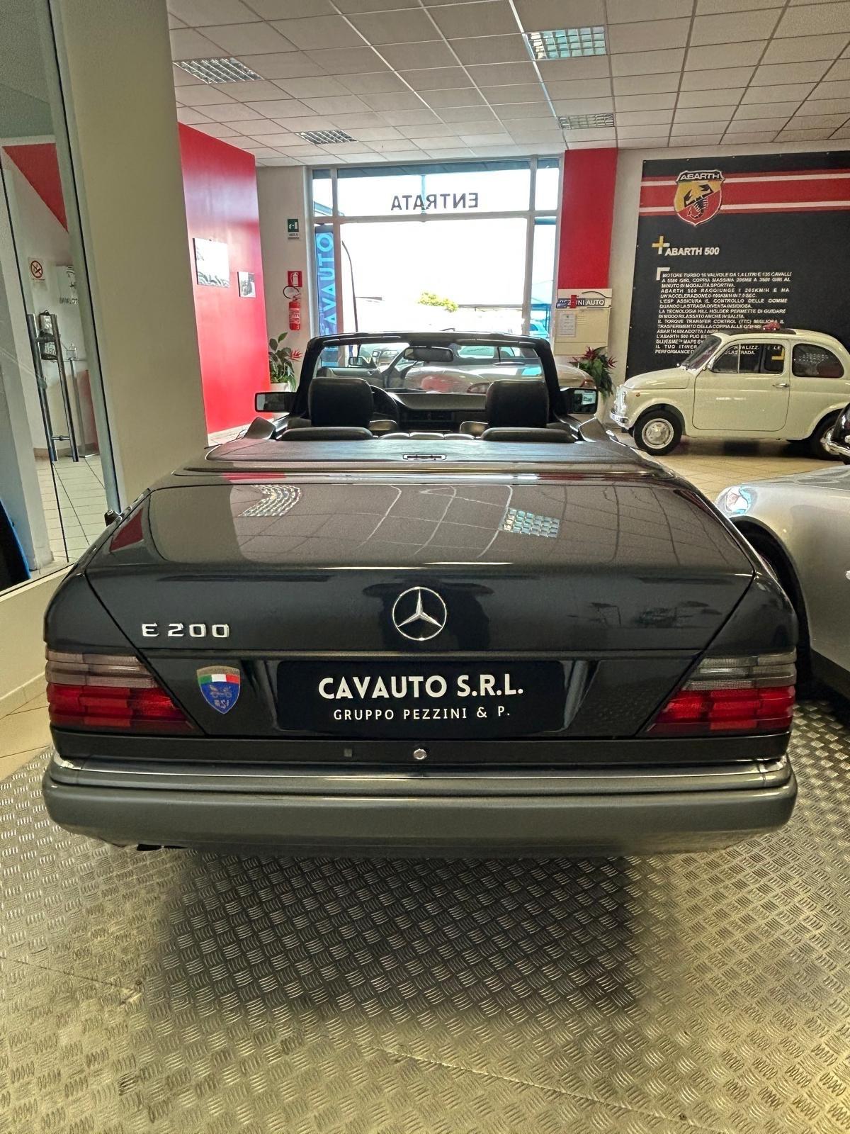 Mercedes-benz E-Series E 200 cat Cabriolet