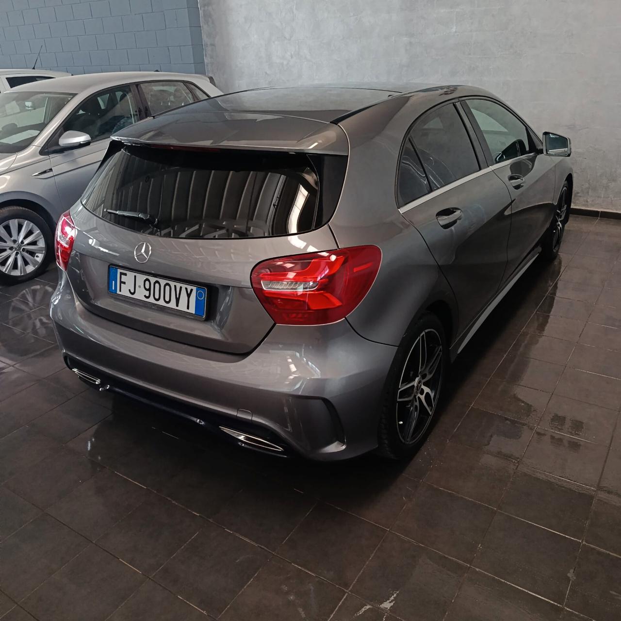 Mercedes-benz A 200D 4 MATIC AUTOMATICA NEOPATENTATI
