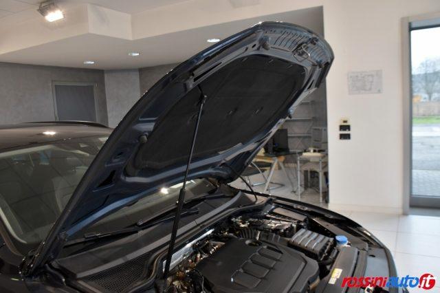 VOLKSWAGEN Passat Variant 2.0 TDI SCR 150 CV DSG BUSINESS + GANCIO TRAINO