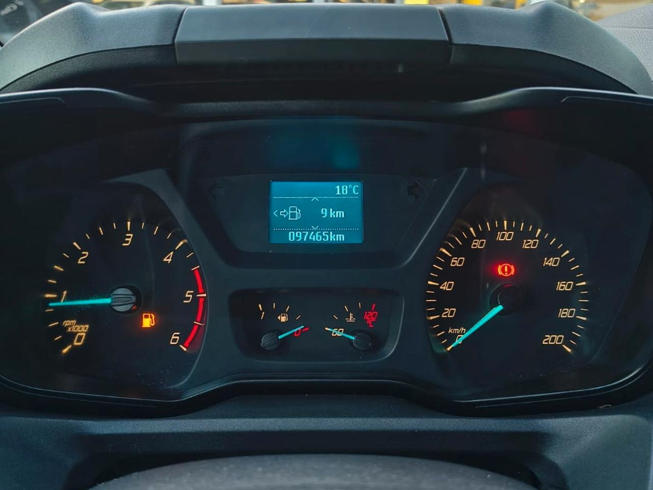 Ford Tourneo Custom 300 2.2 TDCi 100CV PC Trend
