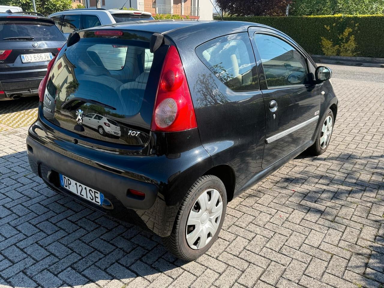 Peugeot 107 1.0 68CV Sweet Years