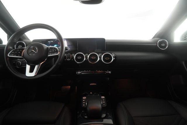 MERCEDES-BENZ A 180 A 180 d Automatic Business Extra