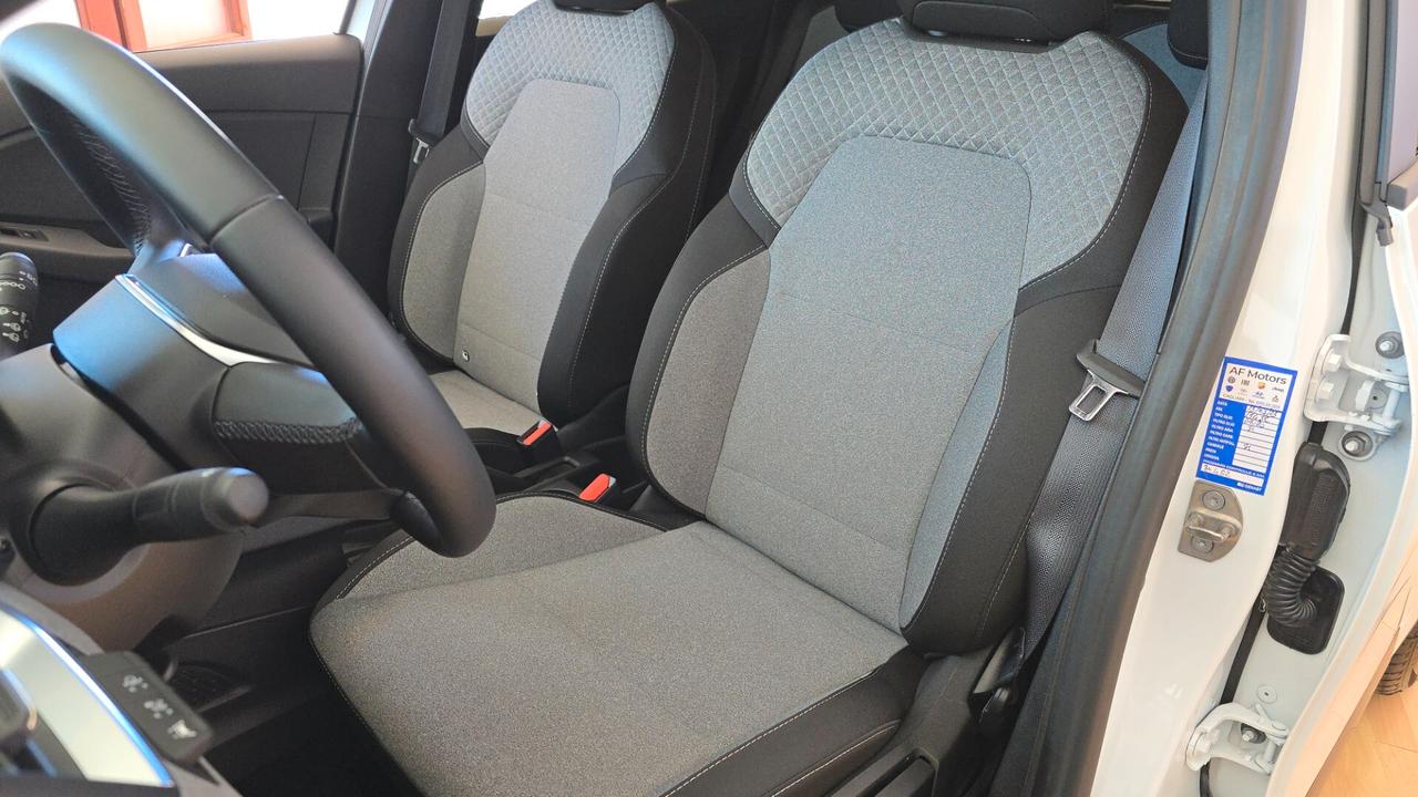 Mitsubishi Colt 1.0L turbo 90 CV Invite