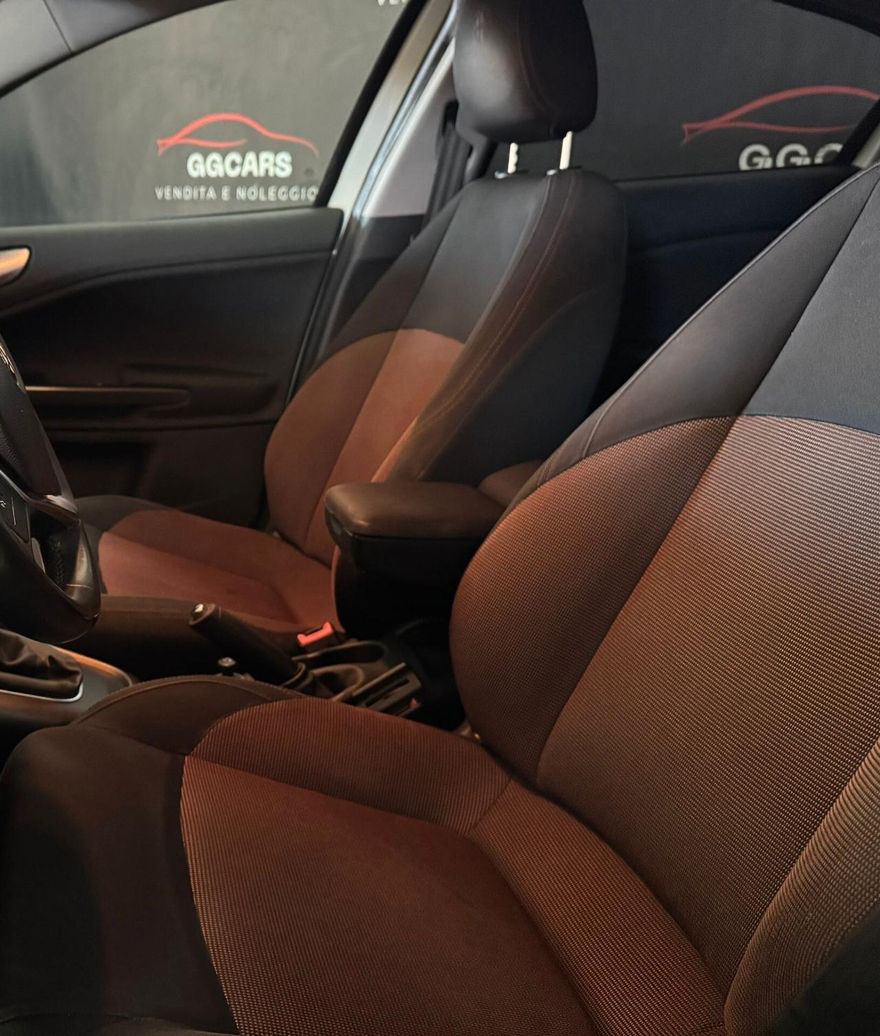 Alfa Romeo Giulietta 1.6 JTDm-2 105 CV Distinctive