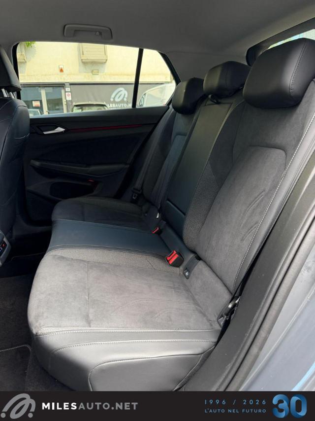 VOLKSWAGEN Golf 1.5 TSI eHybrid Plug-in 140 km autonomia DSG Style