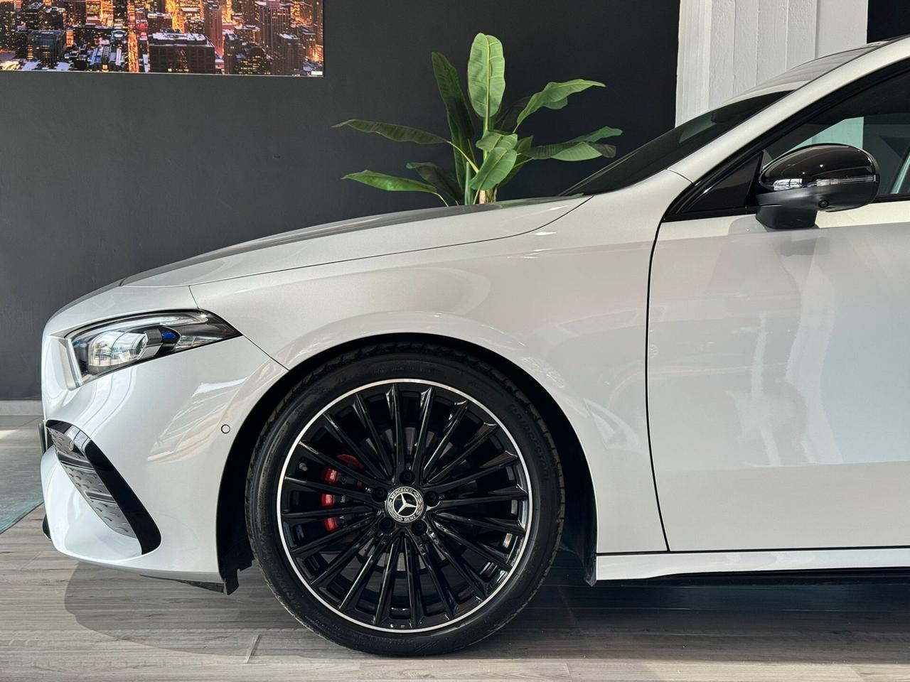 Mercedes-benz A 180d Automatic Premium AMG Night Edition Plus