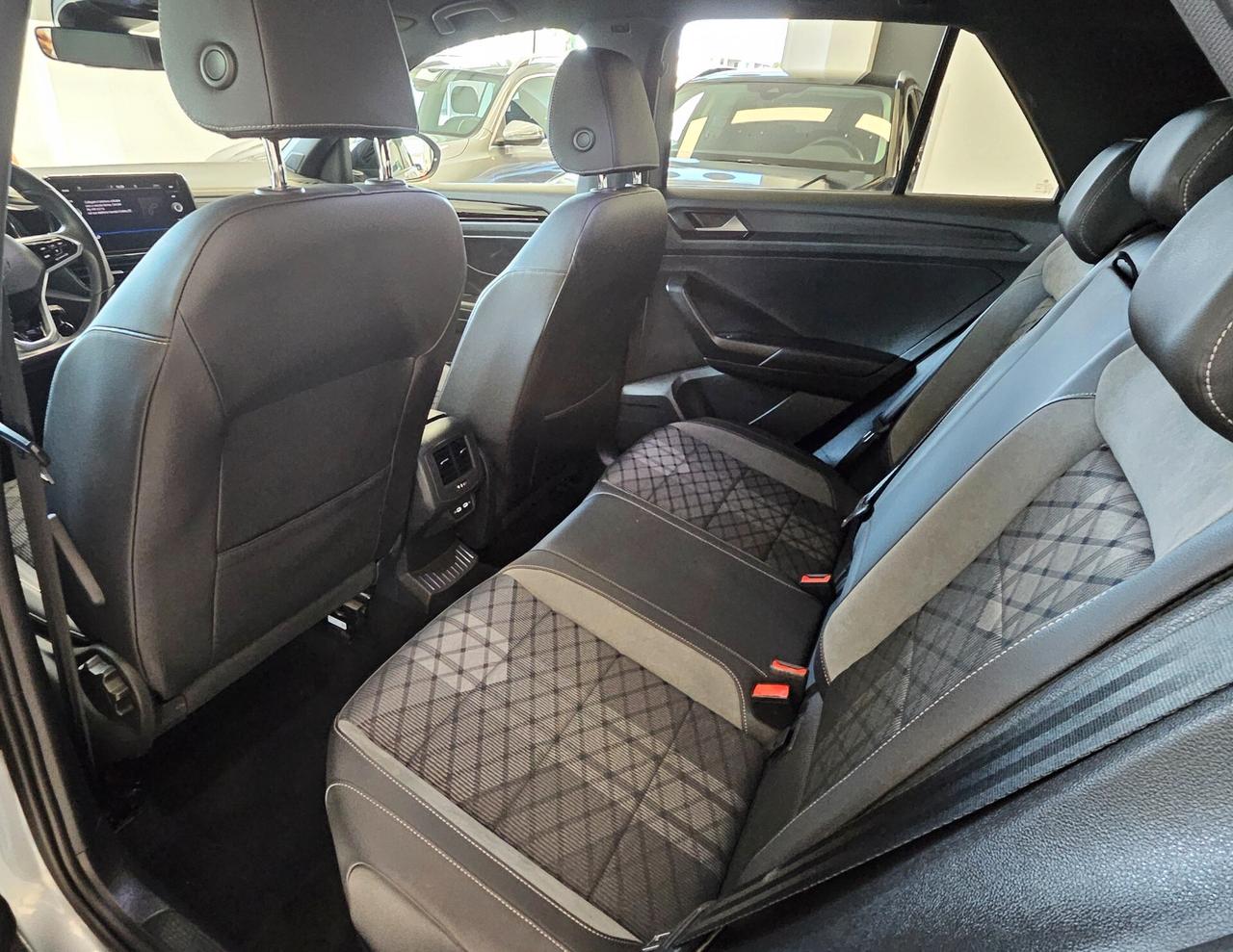 Volkswagen T-Roc 2.0 TDI SCR 150 CV DSG R-Line