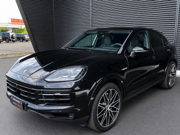 Porsche Cayenne Coupè Coupè 3.0 V6 e-hybrid 5p.ti tiptronic 470 CV