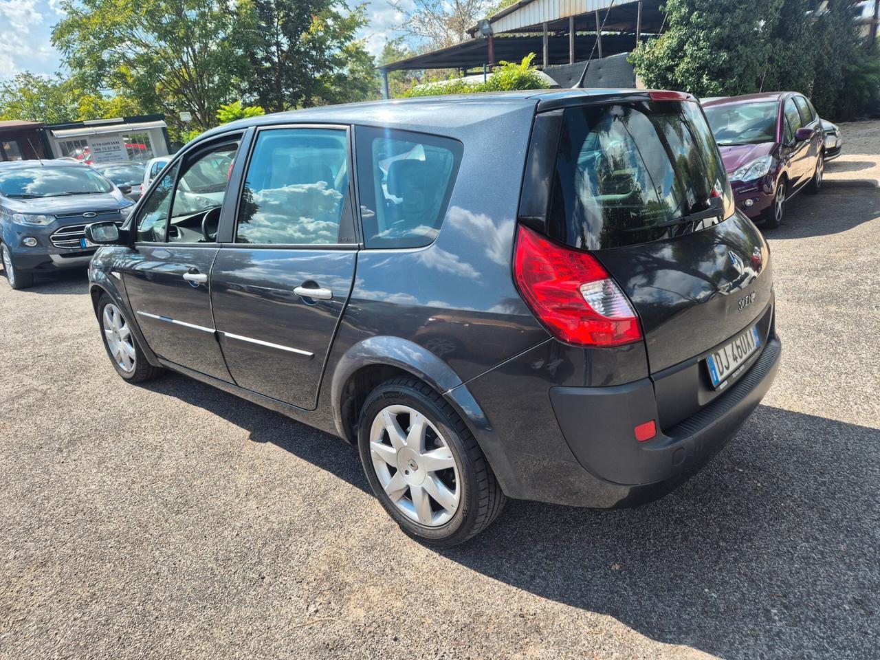 Renault Scenic Grand Scénic 1.9 dCi/130CV Serie Speciale Dynamique