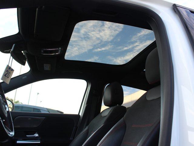 MERCEDES-BENZ GLA 200 d Automatic Premium