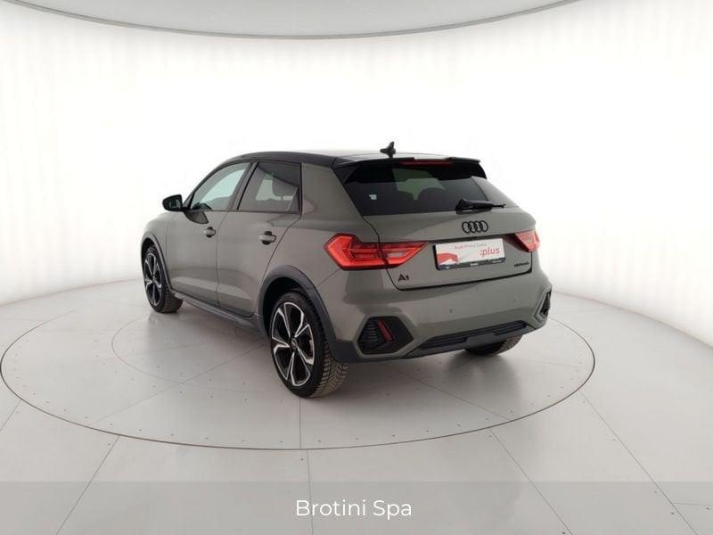 Audi A1 Sportback 30 TSI S Tronic Allstreet Identity Coontrast