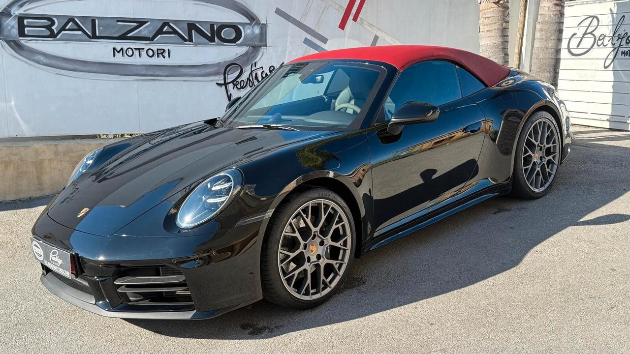 PORSCHE 911 CARRERA CABRIO 2025