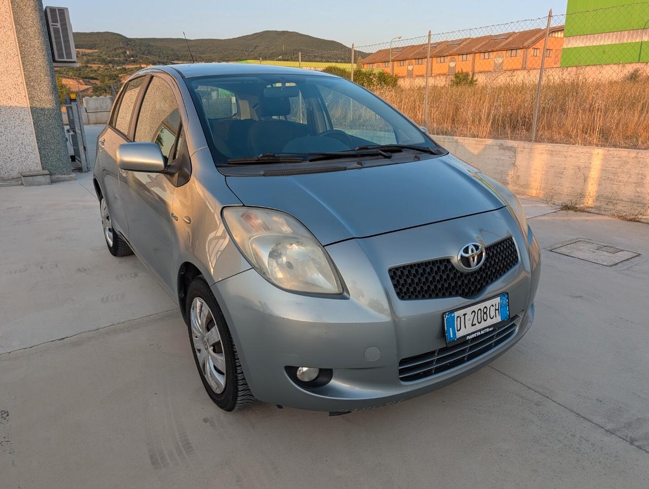 Toyota Yaris 1.4 D-4D 5 porte Sol