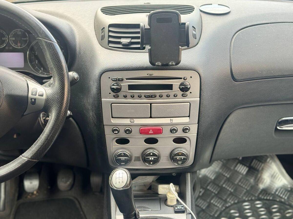 Alfa Romeo 147 1.6 ts 16v Distinctive c esp 105cv 5p