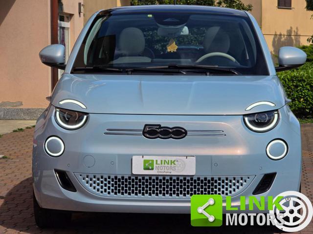 FIAT 500e 42 kWh 118 CV La Prima