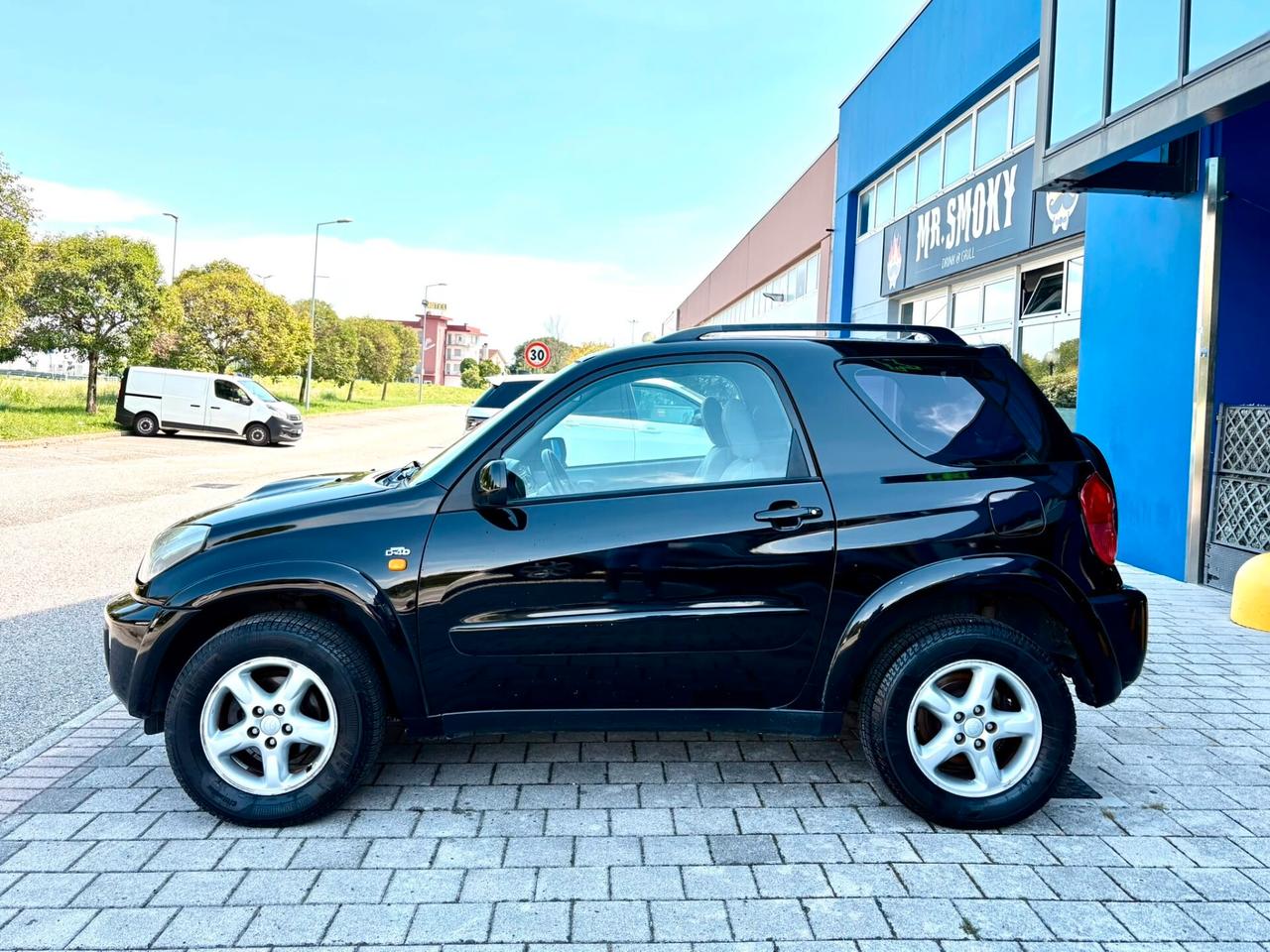 Toyota RAV 4 RAV4 2.0 Tdi D-4D cat 3 porte Sol