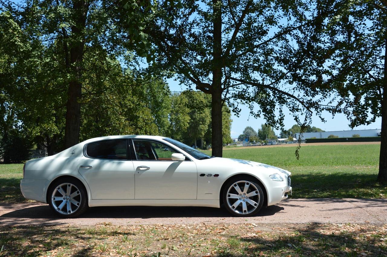 Maserati Quattroporte 4.2 V8 Duoselect Executive GT