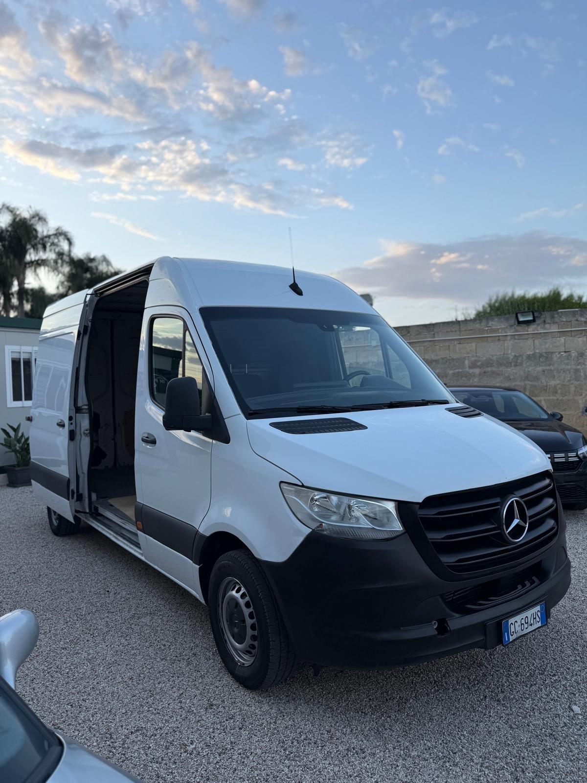 Mercedes Benz sprinter tetto alto perfetto