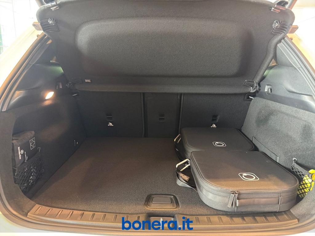 Mercedes EQA 300 AMG Line Advanced Plus 4Matic