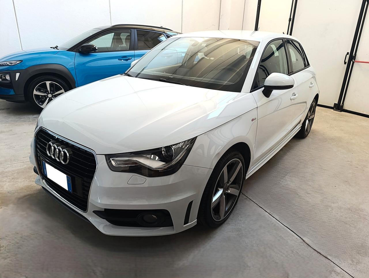 Audi A1 SPB 1.6 TDI 90cv Ambition S-Line esterno - Uniproprietario