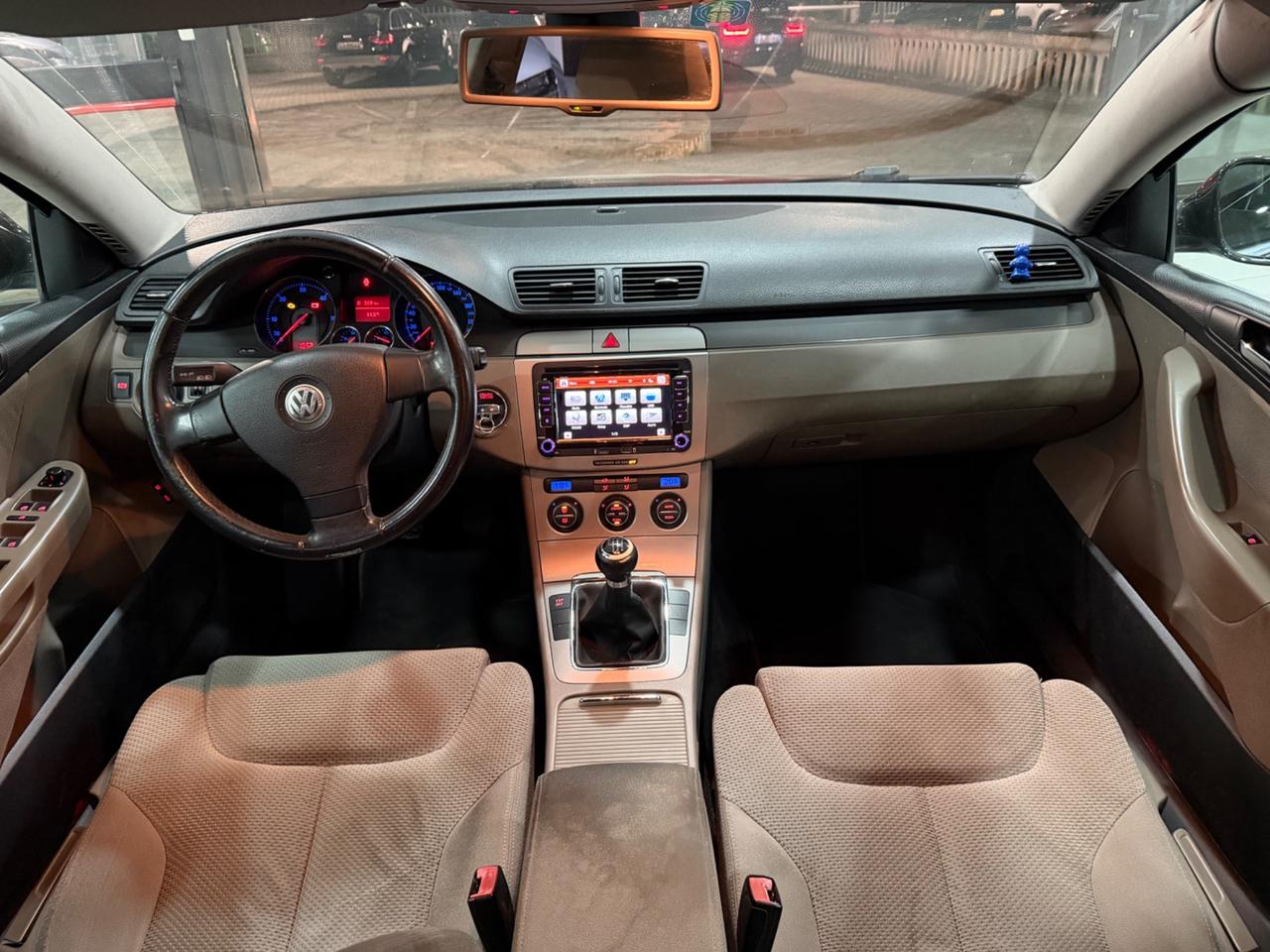 Volkswagen Passat 2.0 TDI DPF Var. Comfortline