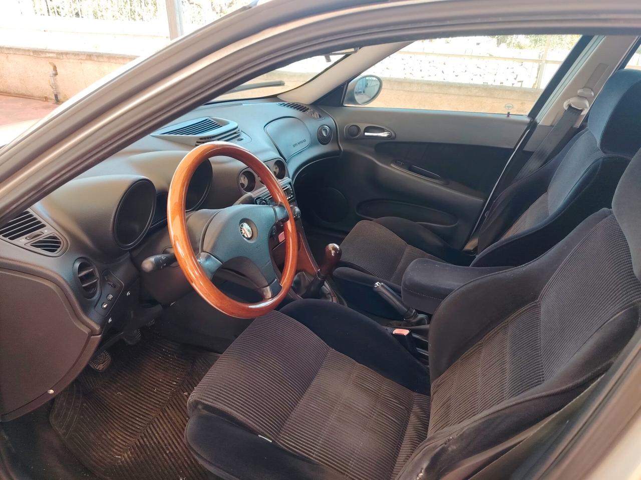 Alfa Romeo 156 1.6i 16V Twin Spark cat Progression