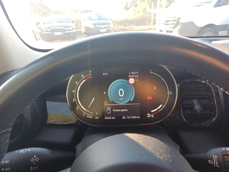 MINI COOPER CLASSIC AUTO 5 PORTE BERLINA
