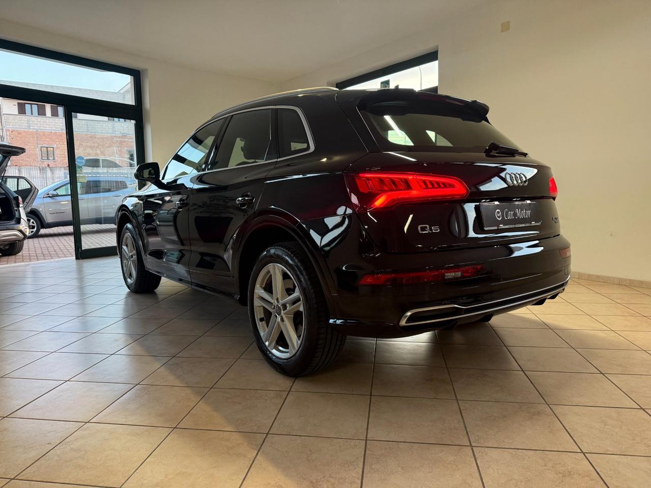 Audi Q5 40 TDI quattro S tronic line plus Matrix Ambiente Pelle