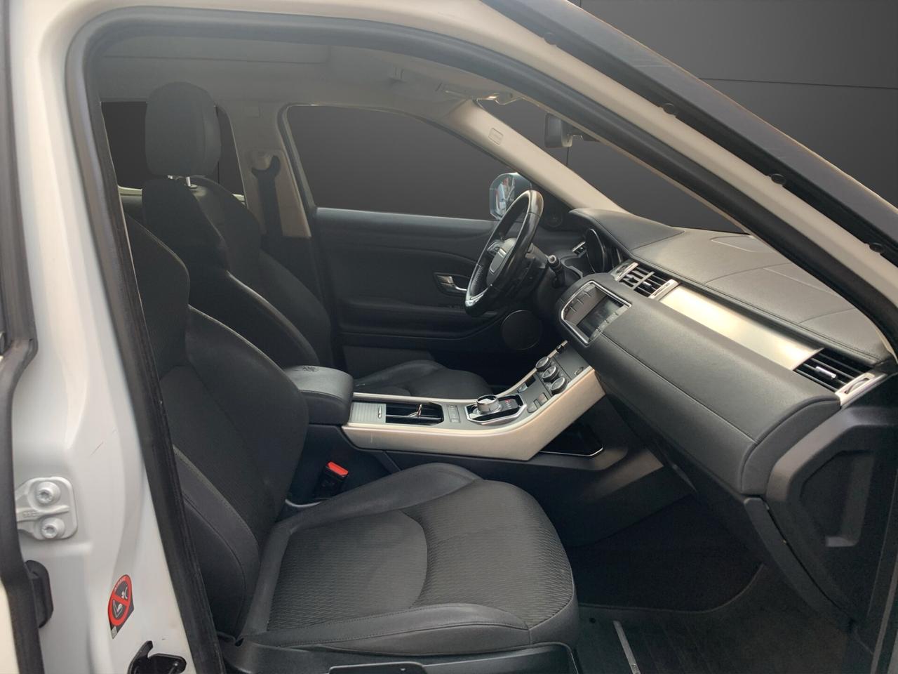 Land Rover Range Evoque 2.0 TD4 180 CV 5p. RDynamic