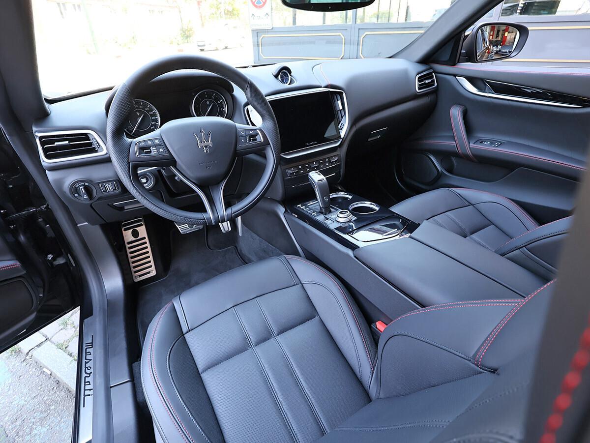 Maserati Ghibli Modena S Q4 3.0 V6 430 cv