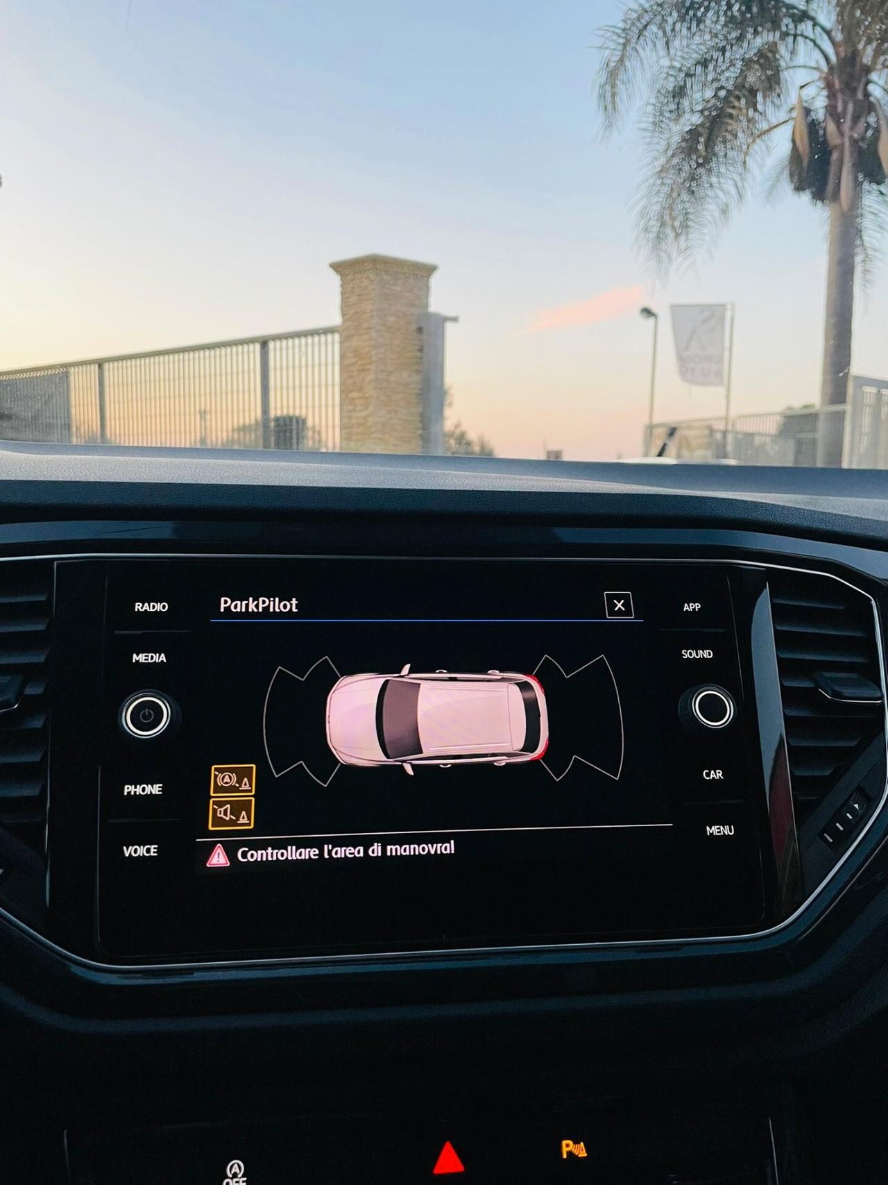 Volkswagen T-Roc 1.6 TDI Advanced BlueMotion Virtual