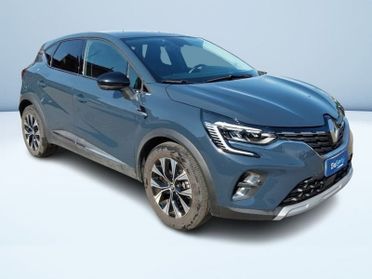 Renault Captur 1.6 E-TECH HYBRID TECHNO FAST TRACK 145CV A