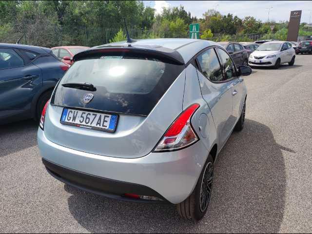 LANCIA Ypsilon 1.0 firefly hybrid Oro s&s 70cv