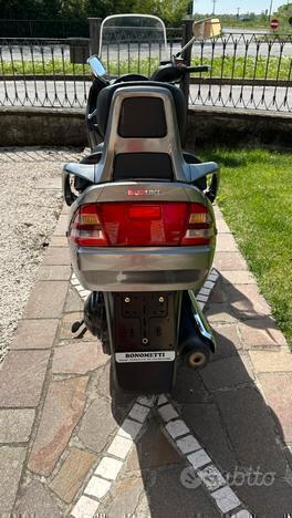 Suzuki Burgman 250