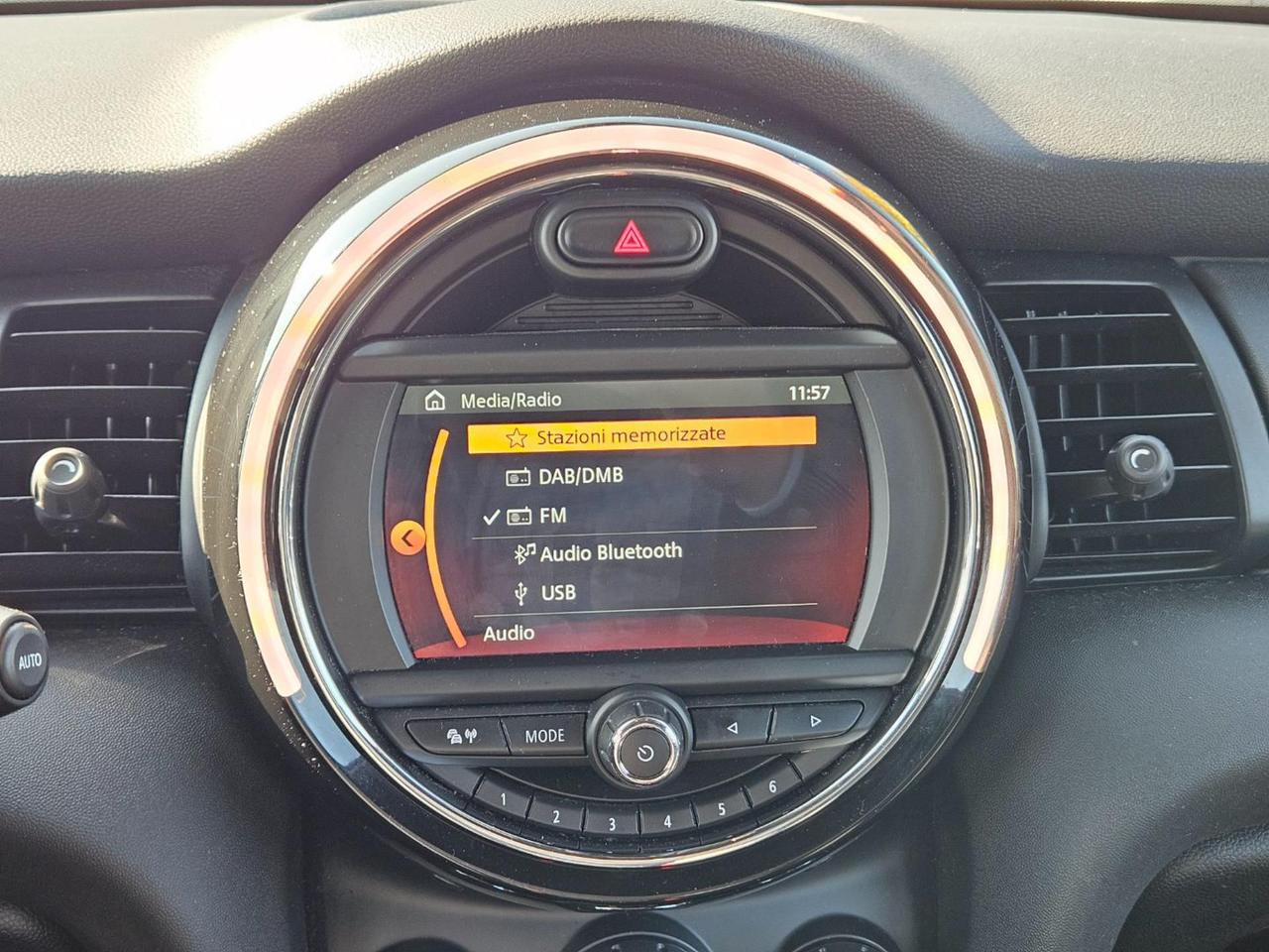 MINI One 1.5 5 porte Virtual Display