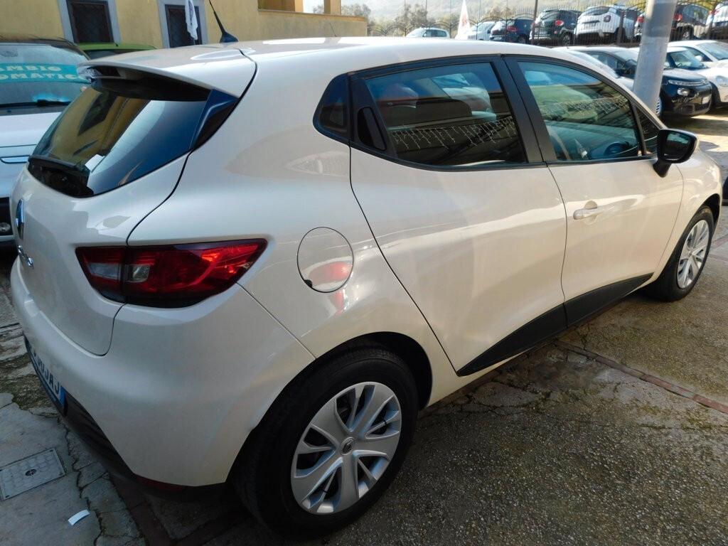 Renault Clio 1.2 75CV 5 porte Life