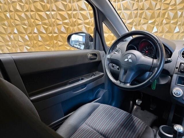 Mitsubishi Colt 1.1 12V 5p. GPL Invite